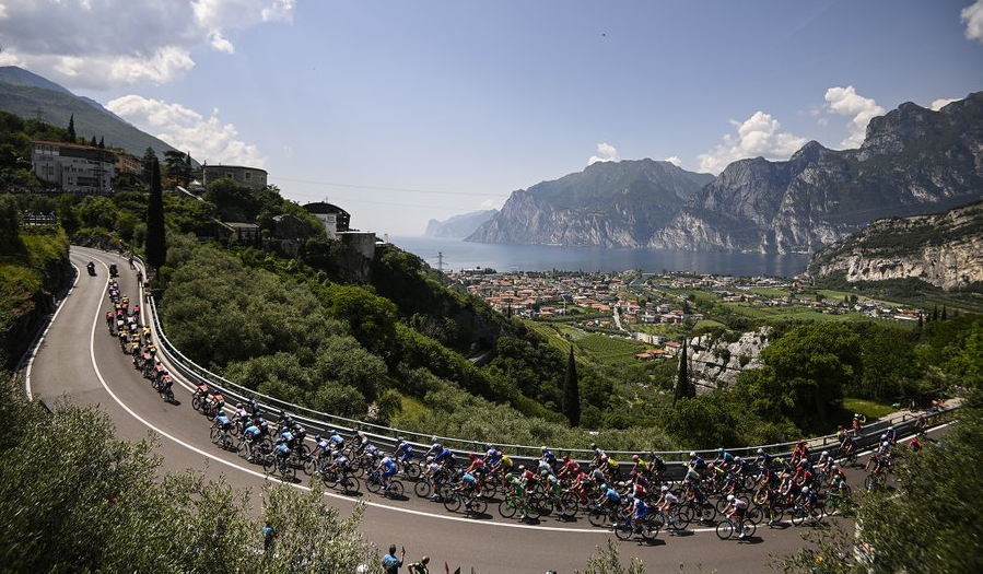  Foto zu Giro d’Italia 2024 : A Guide to Italy’s Grand Tour – MyWhoosh 